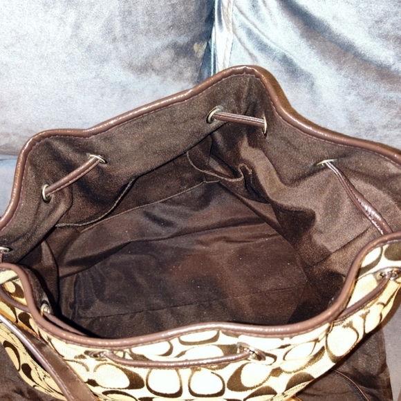 NWOT COACH BUNDLE SIGNATURE MONOGRAM SHOULDER BAG & MATCHING WRISTLET & DUSTBAG - Picture 11 of 14